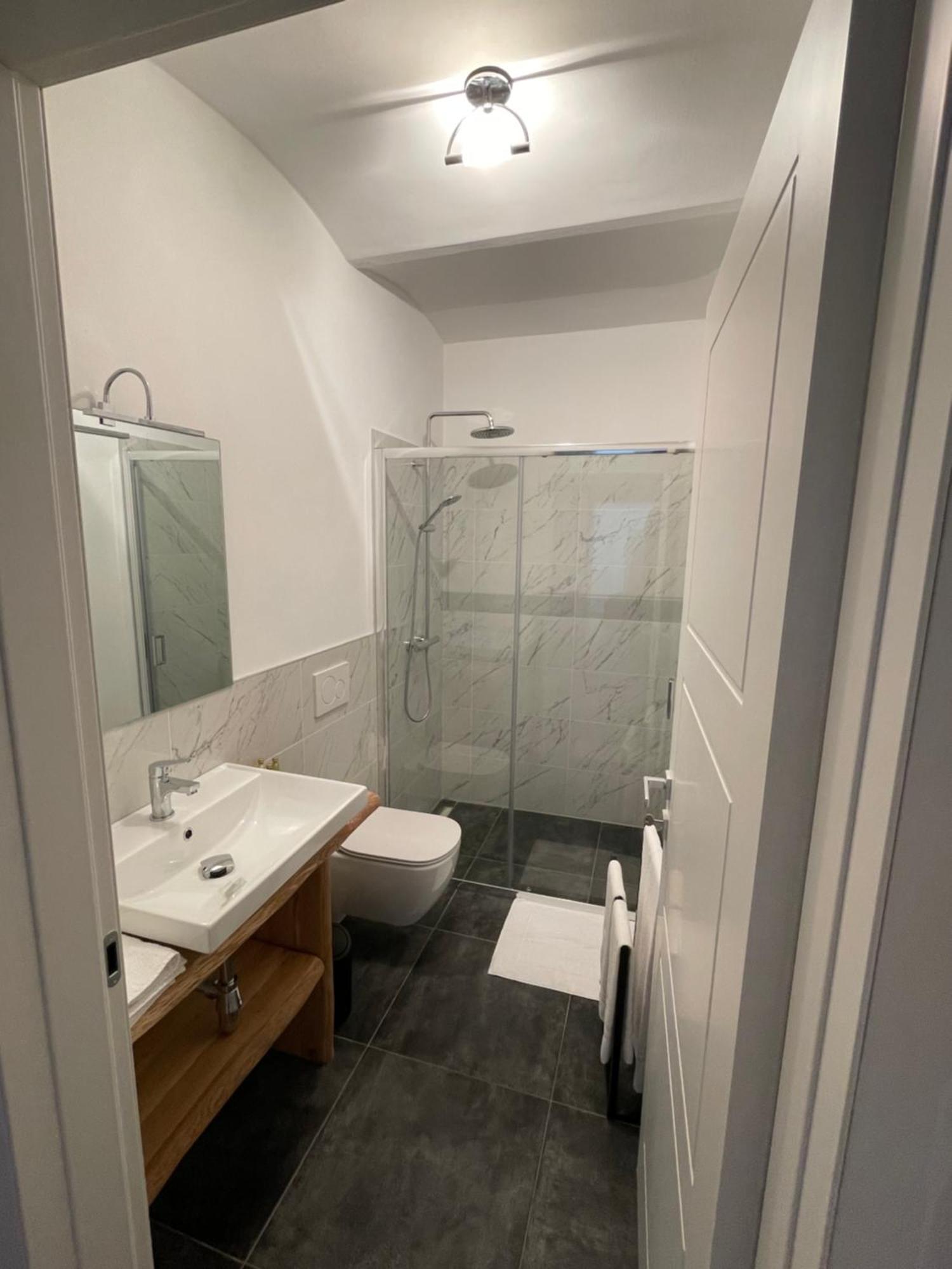 Tenuta Dei Vicini - Luxury Apartments San Marzano Oliveto Eksteriør bilde
